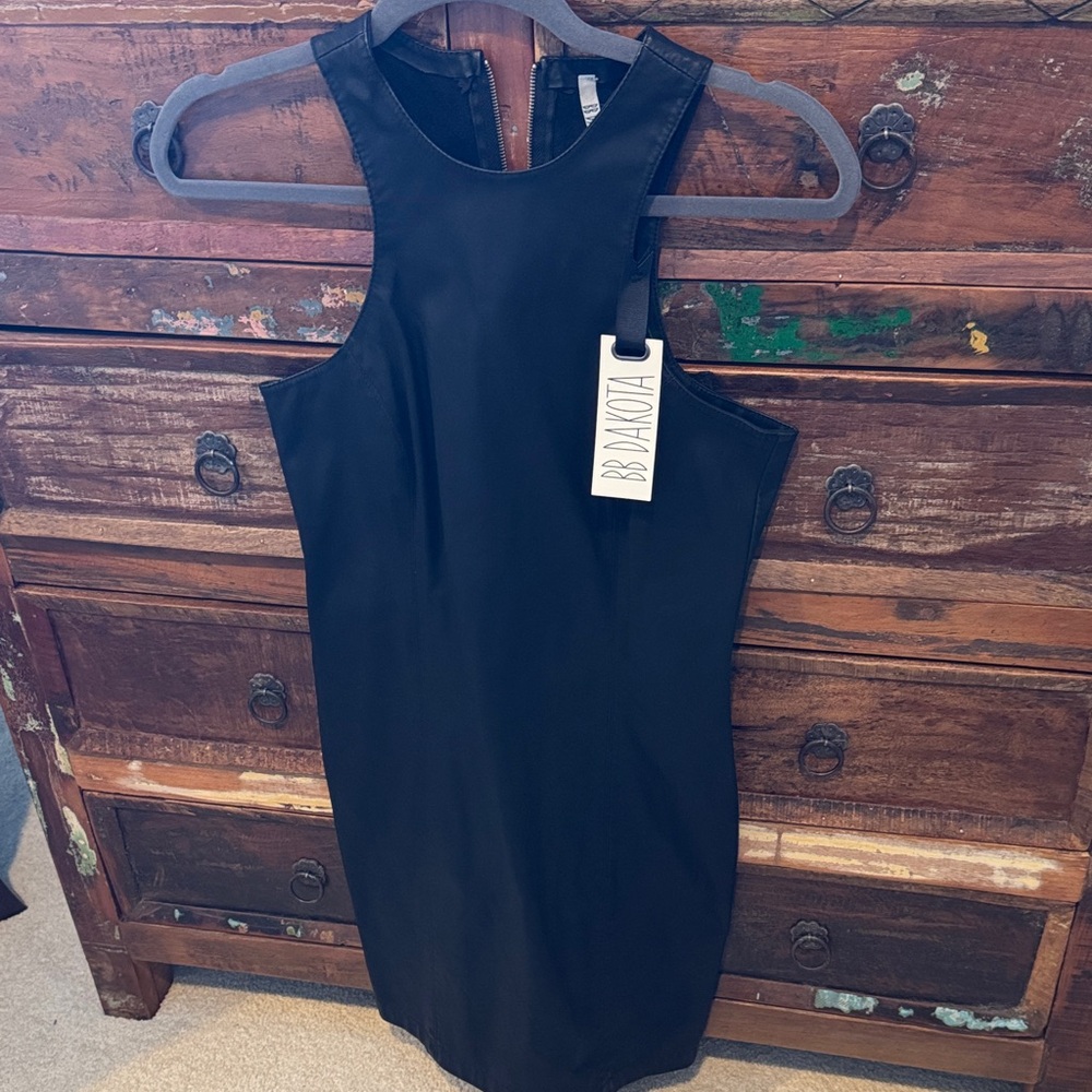 BB Dakota Elegant Black leather-like Dress